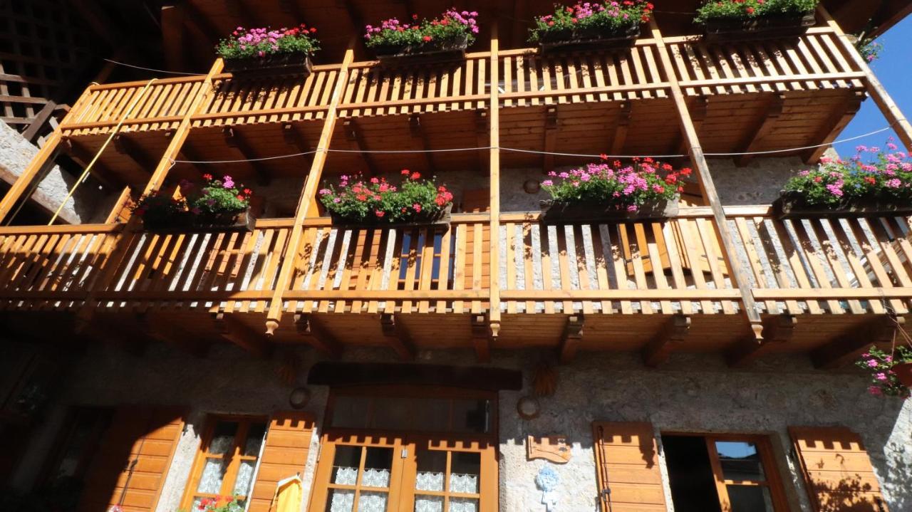 Bed and Breakfast Dependance Grimani Ampezzo Exterior foto